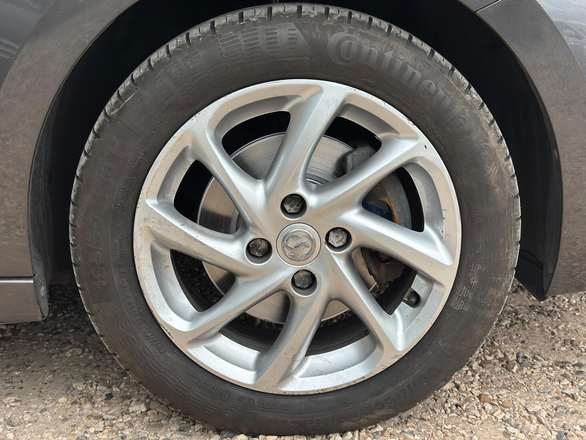 Vauxhall Corsa view 64
