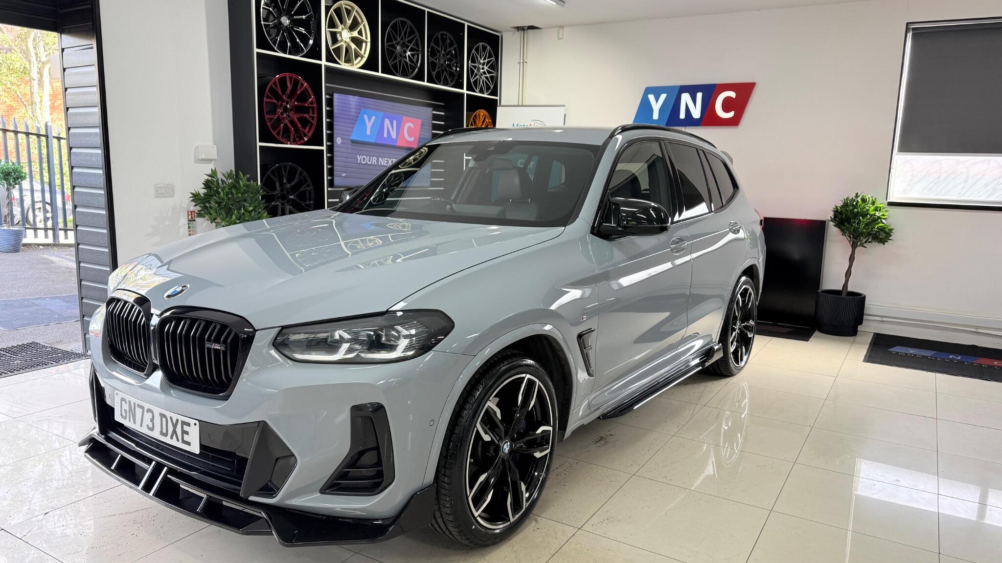 BMW X3 view 4