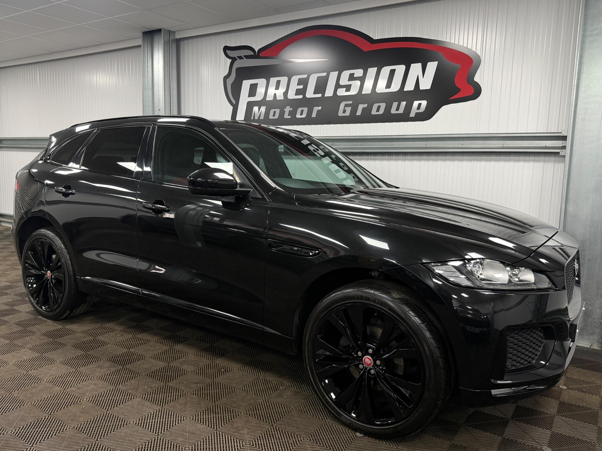 Jaguar F-Pace view 2