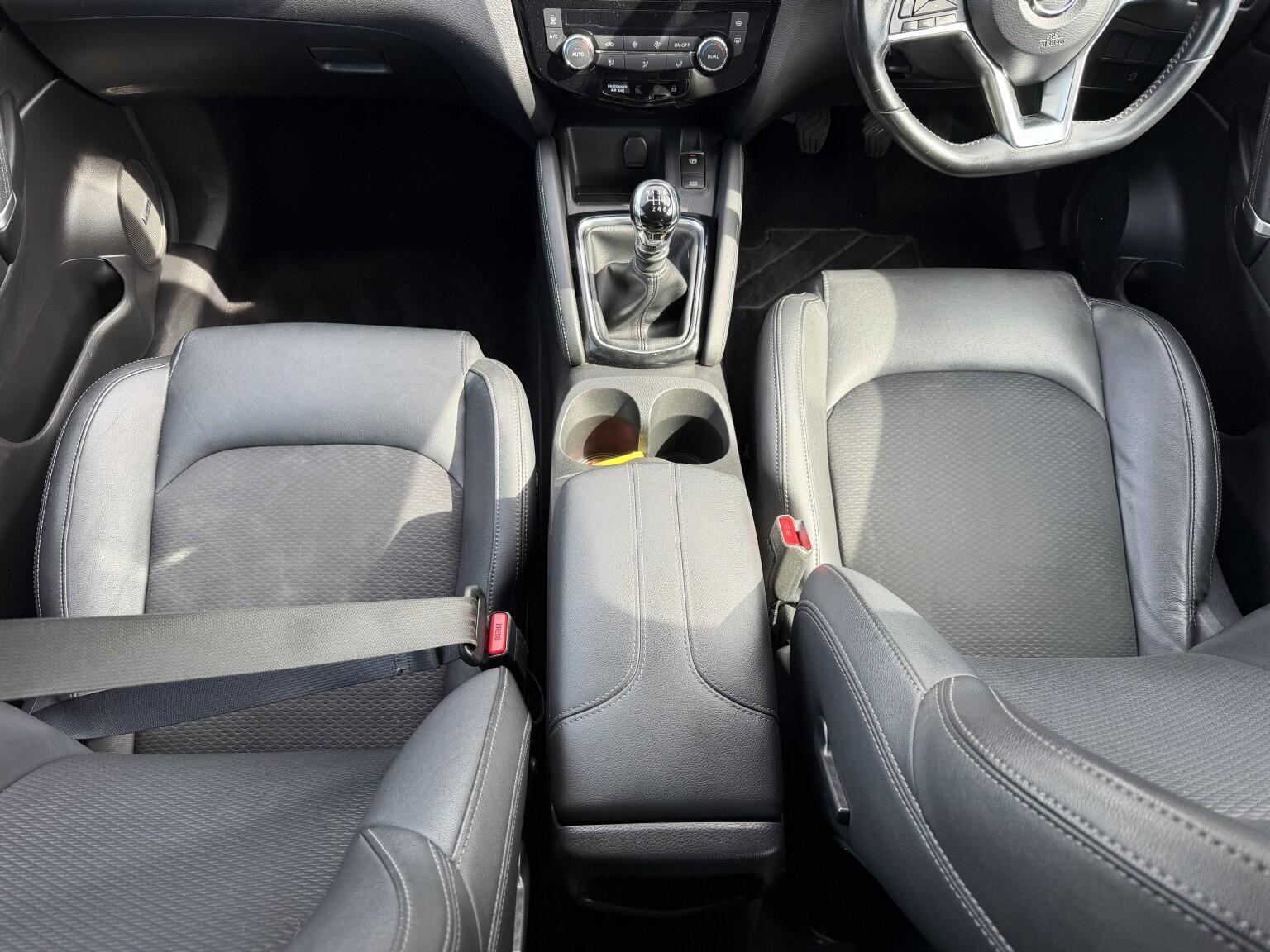 Nissan Qashqai view 22