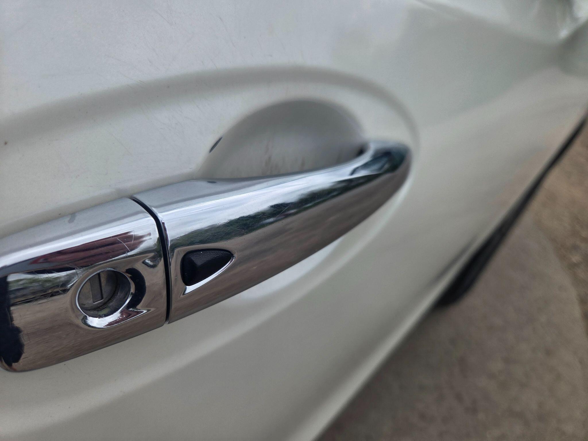 Nissan X-Trail view 35