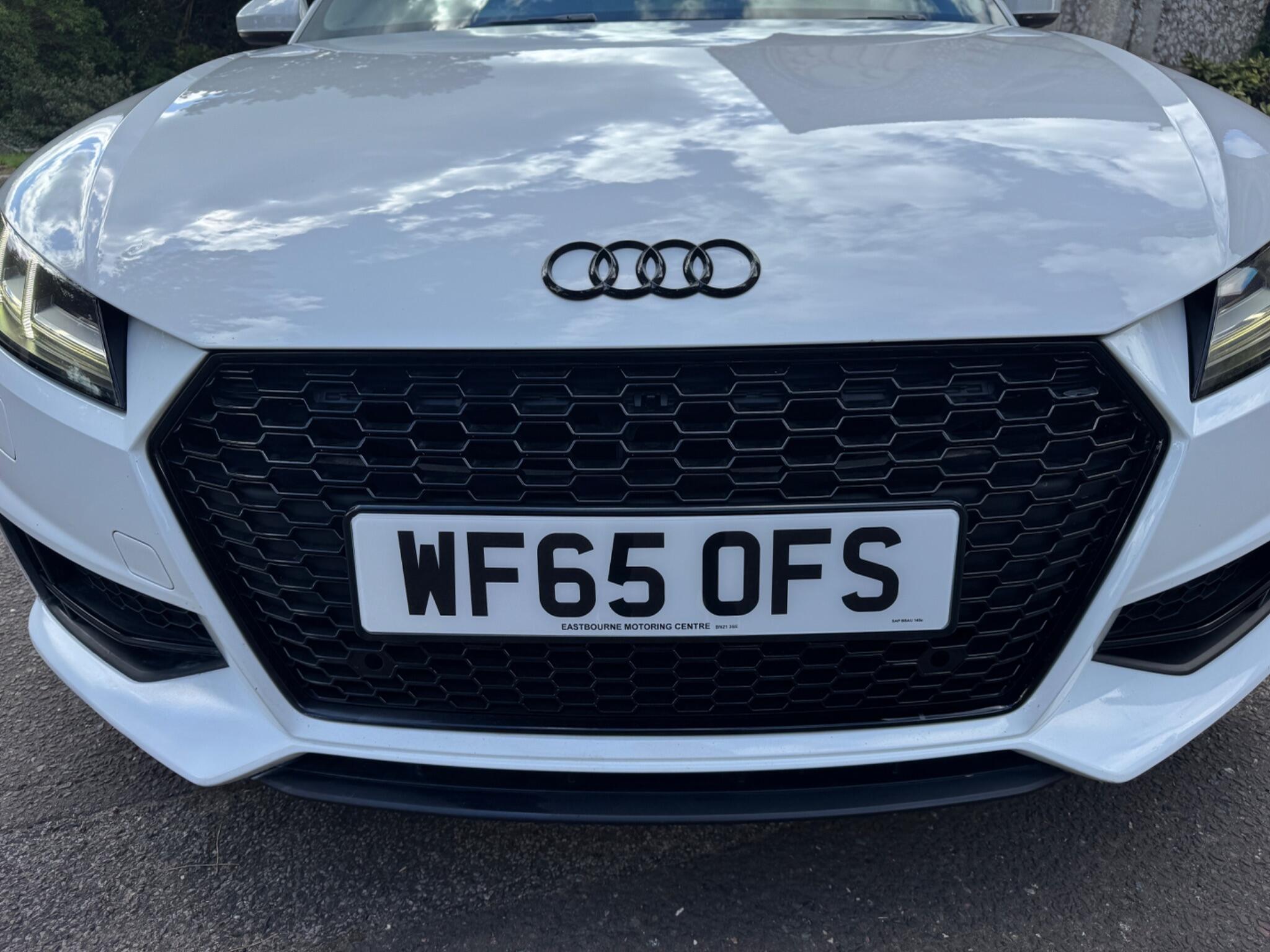 Audi TT view 3