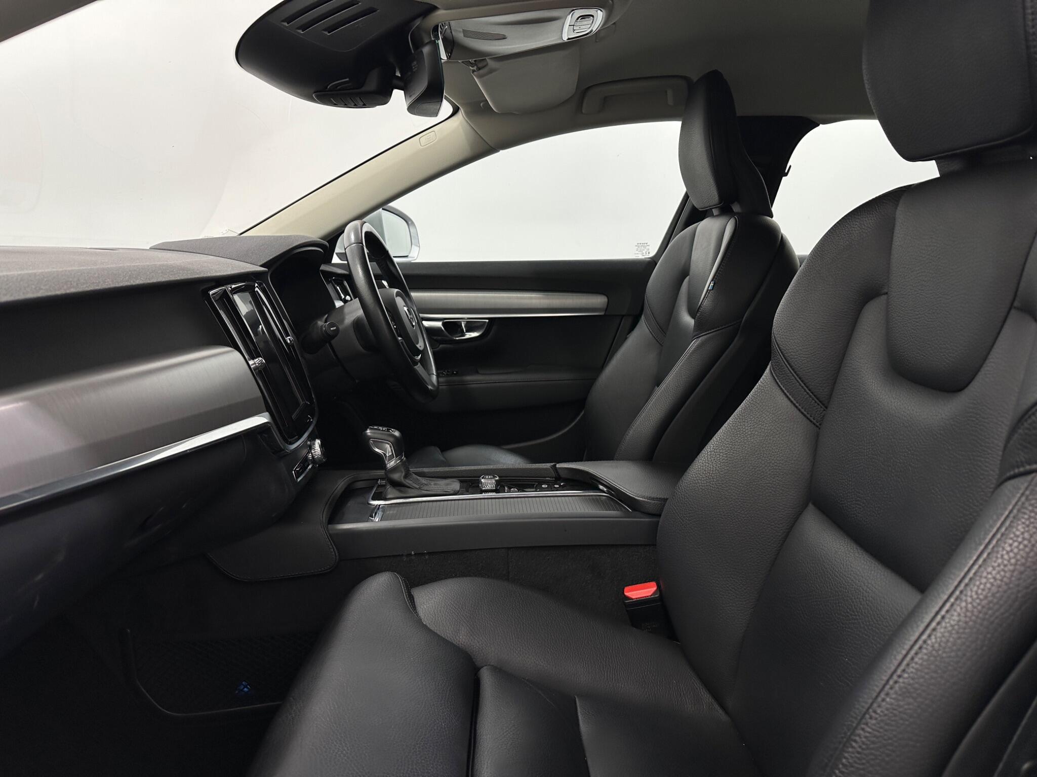 Volvo V90 view 34
