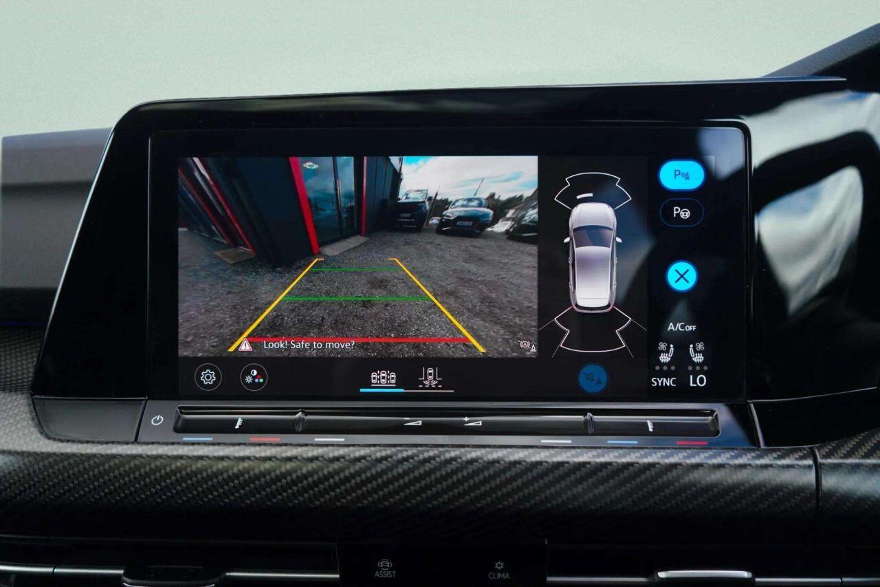 Volkswagen Golf view 25