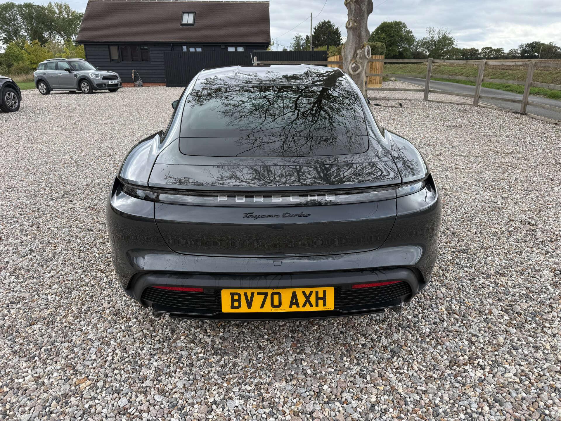 Porsche Taycan view 8