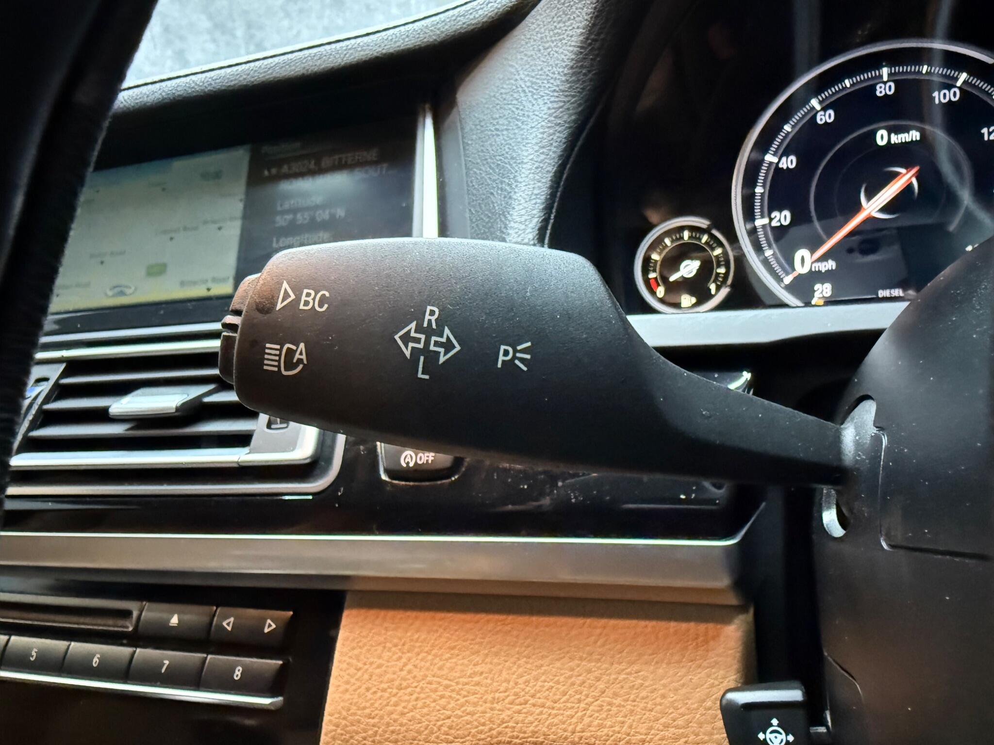 BMW 7 Series view 23