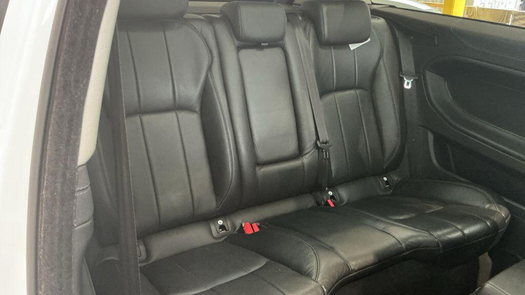 Land Rover Range Rover Evoque view 10