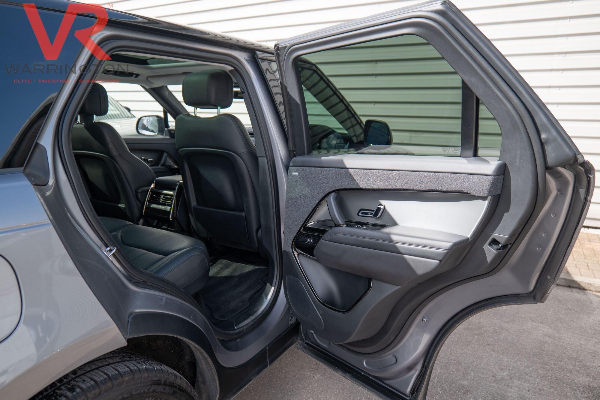 Land Rover Range Rover Sport view 36
