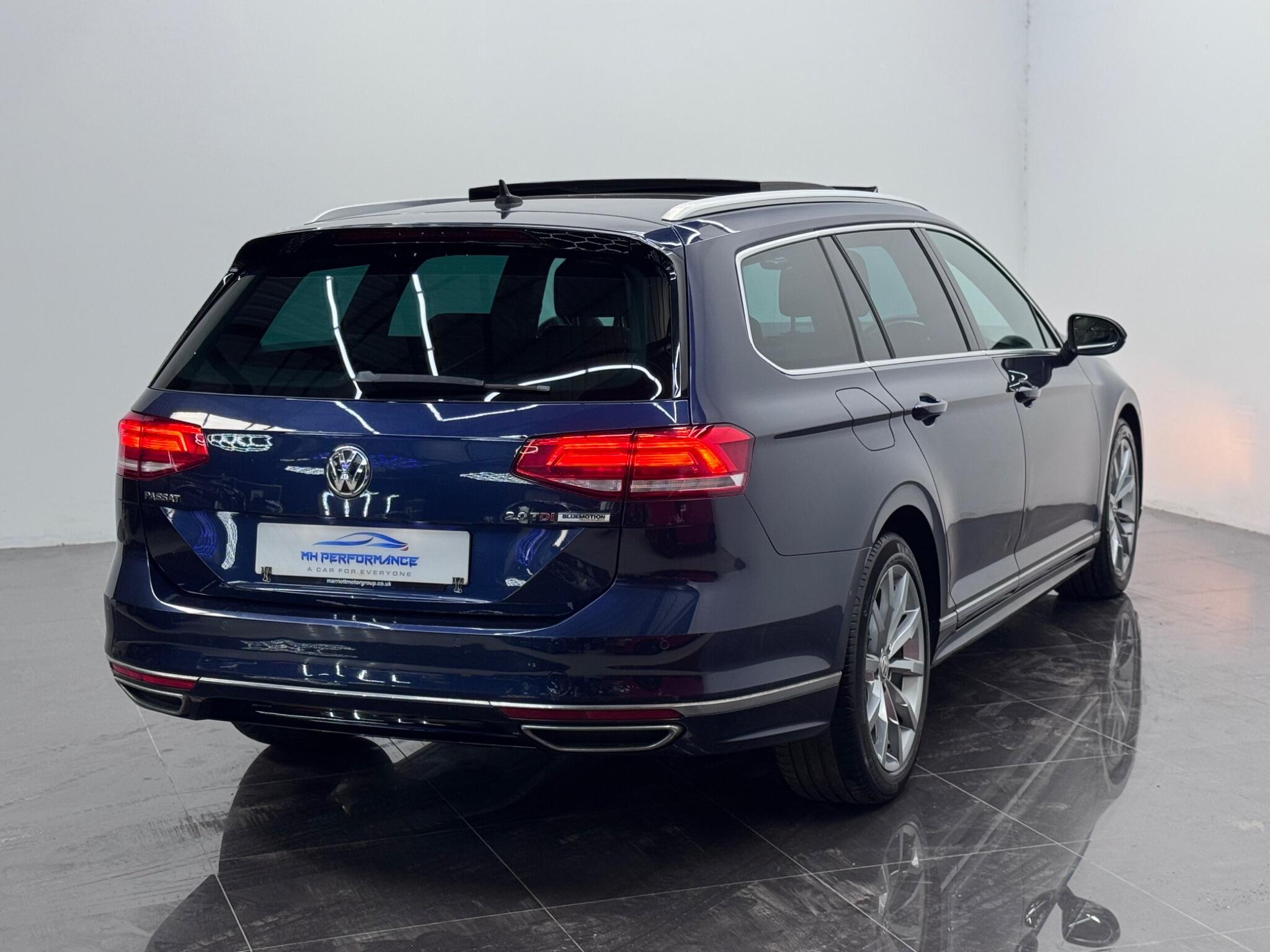 Volkswagen Passat view 46