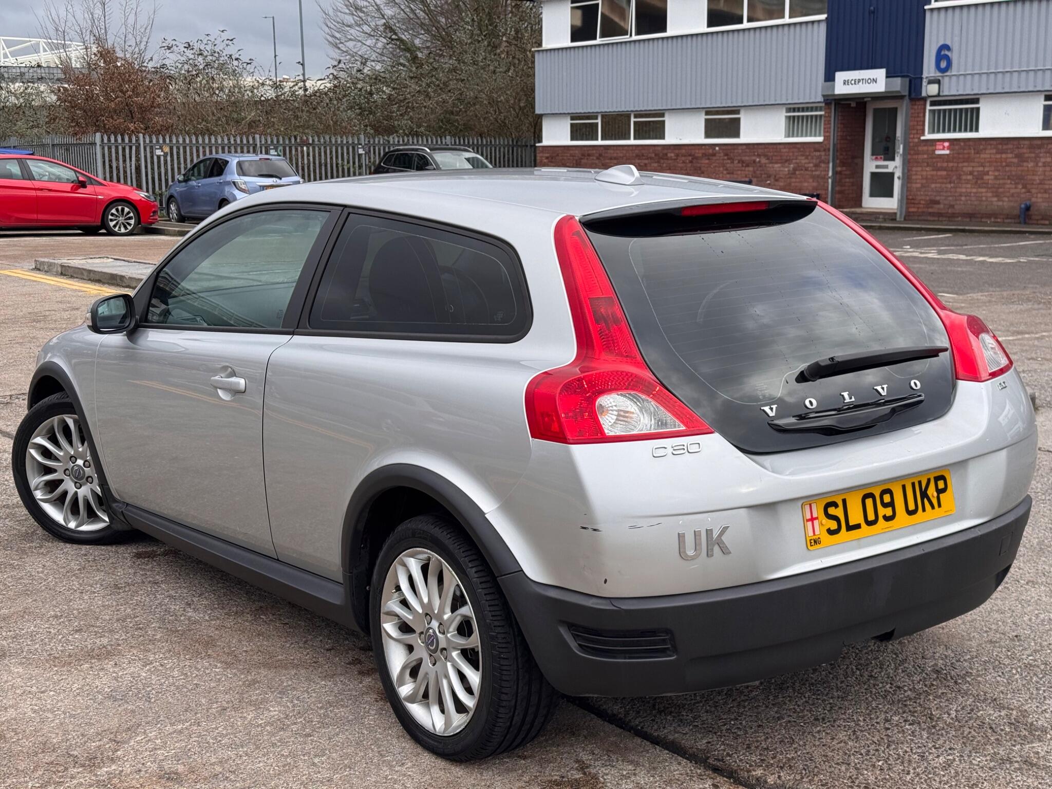 Volvo C30 view 4