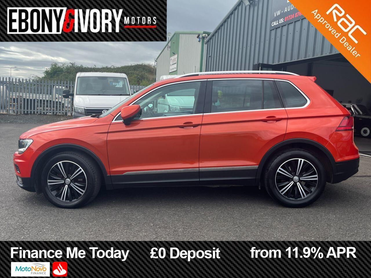 Volkswagen Tiguan view 2