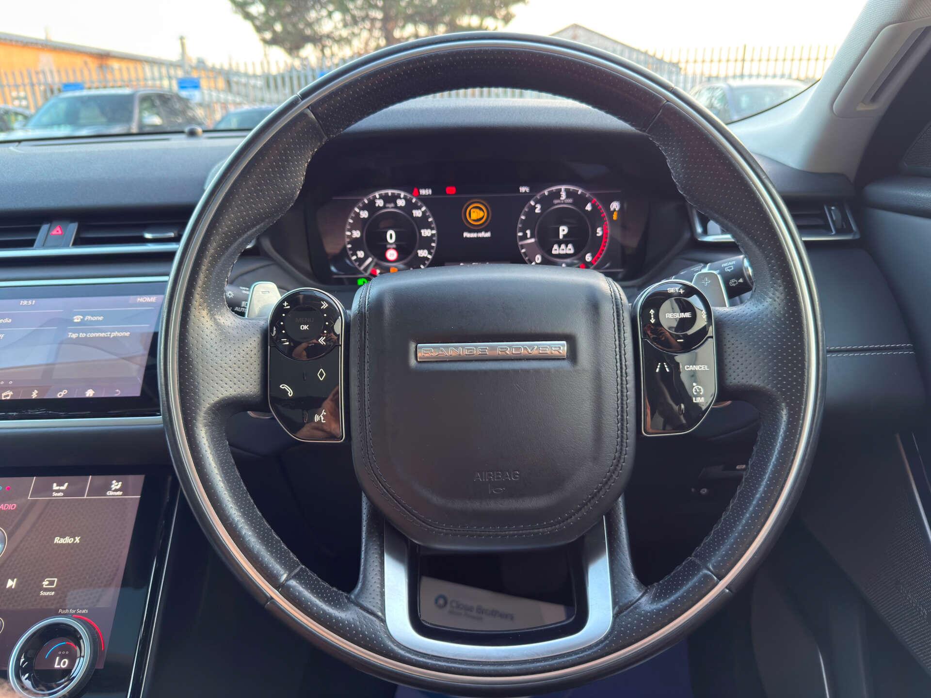 Land Rover Range Rover Velar view 51