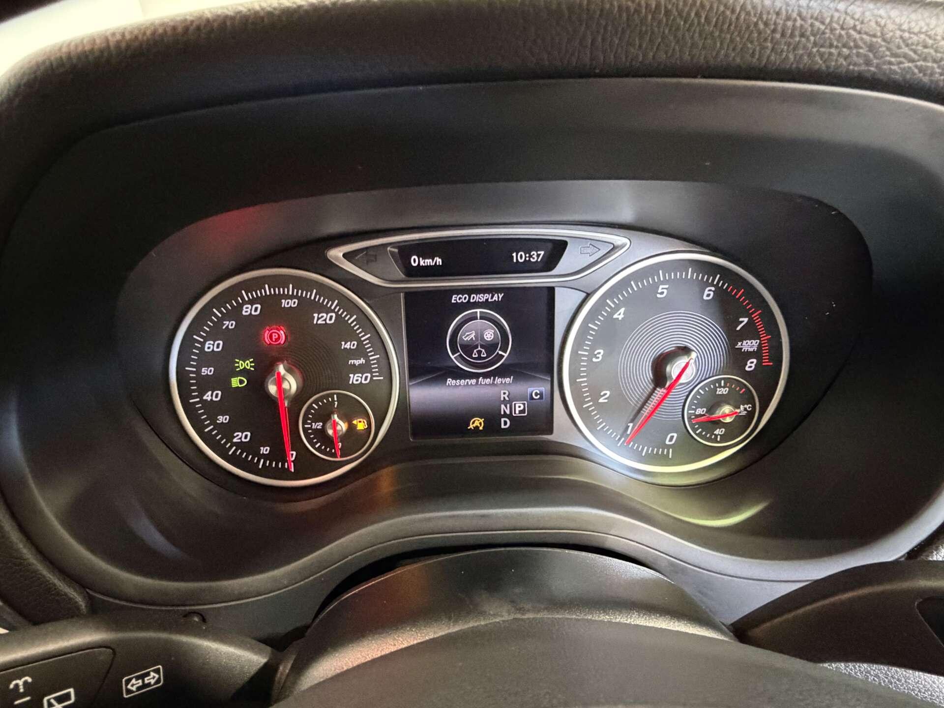Mercedes-Benz B-Class view 27