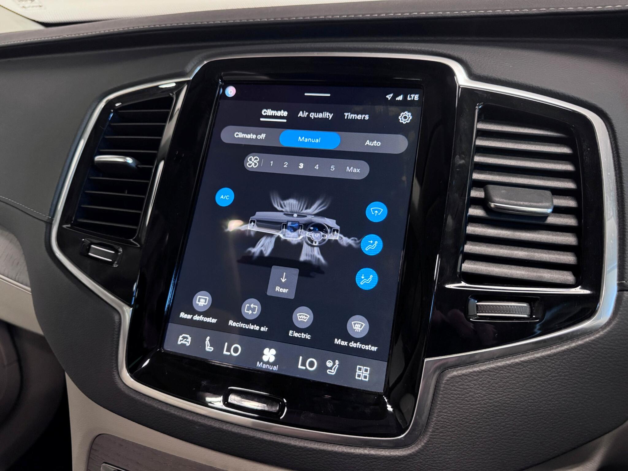 Volvo XC90 view 58
