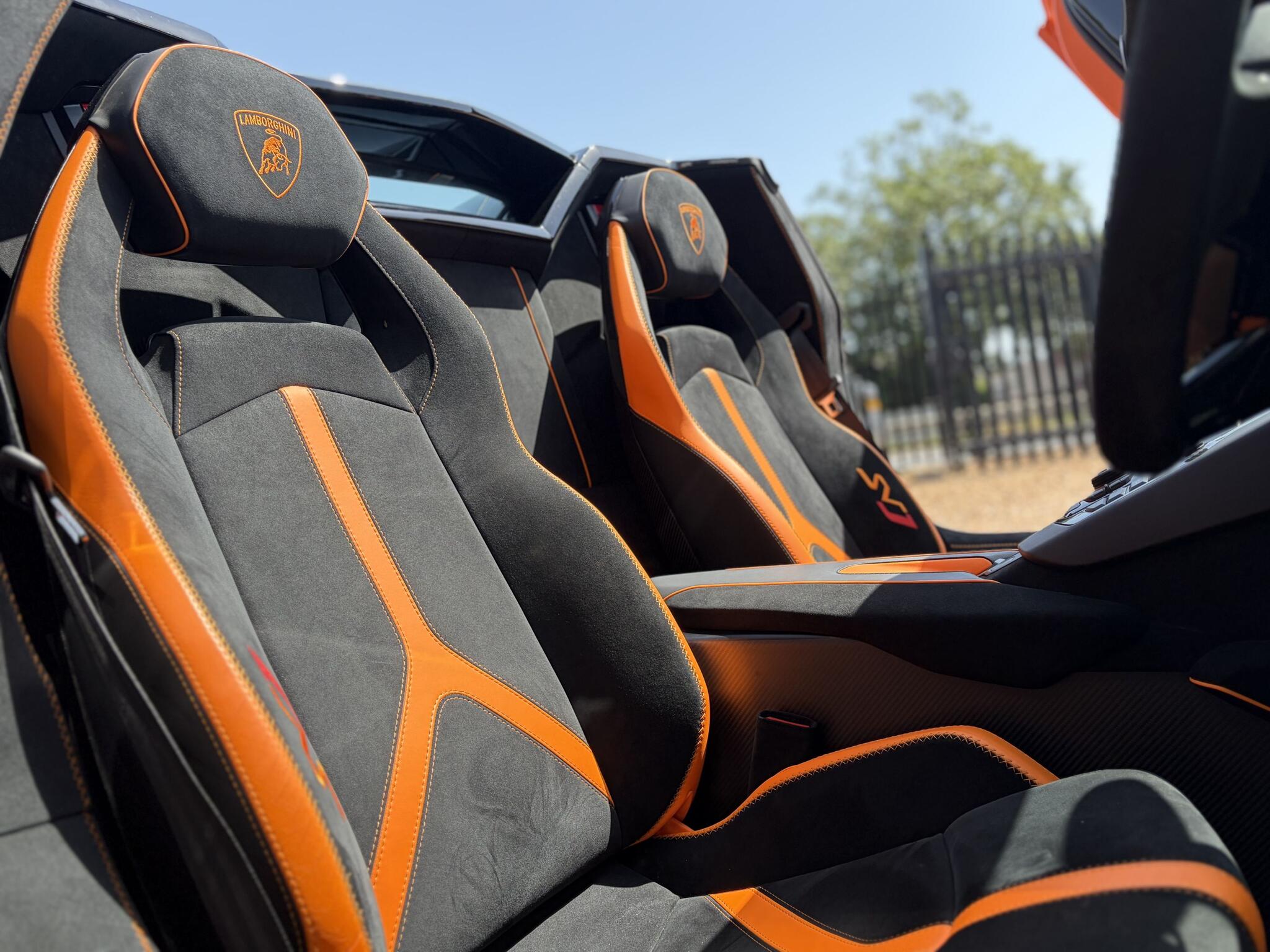 Lamborghini Aventador view 26