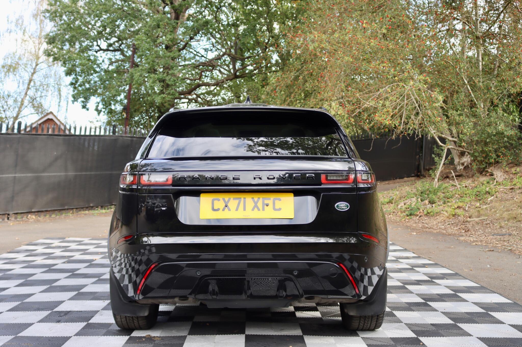 Land Rover Range Rover Velar view 18