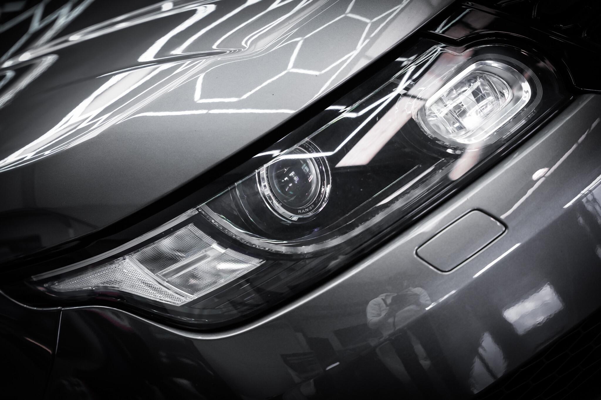 Land Rover Range Rover Sport view 34