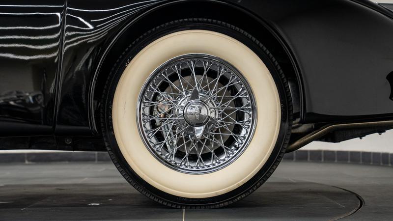 Jaguar XK150 view 25