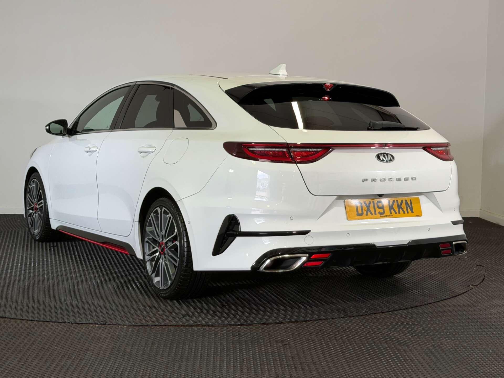 Kia Proceed view 5