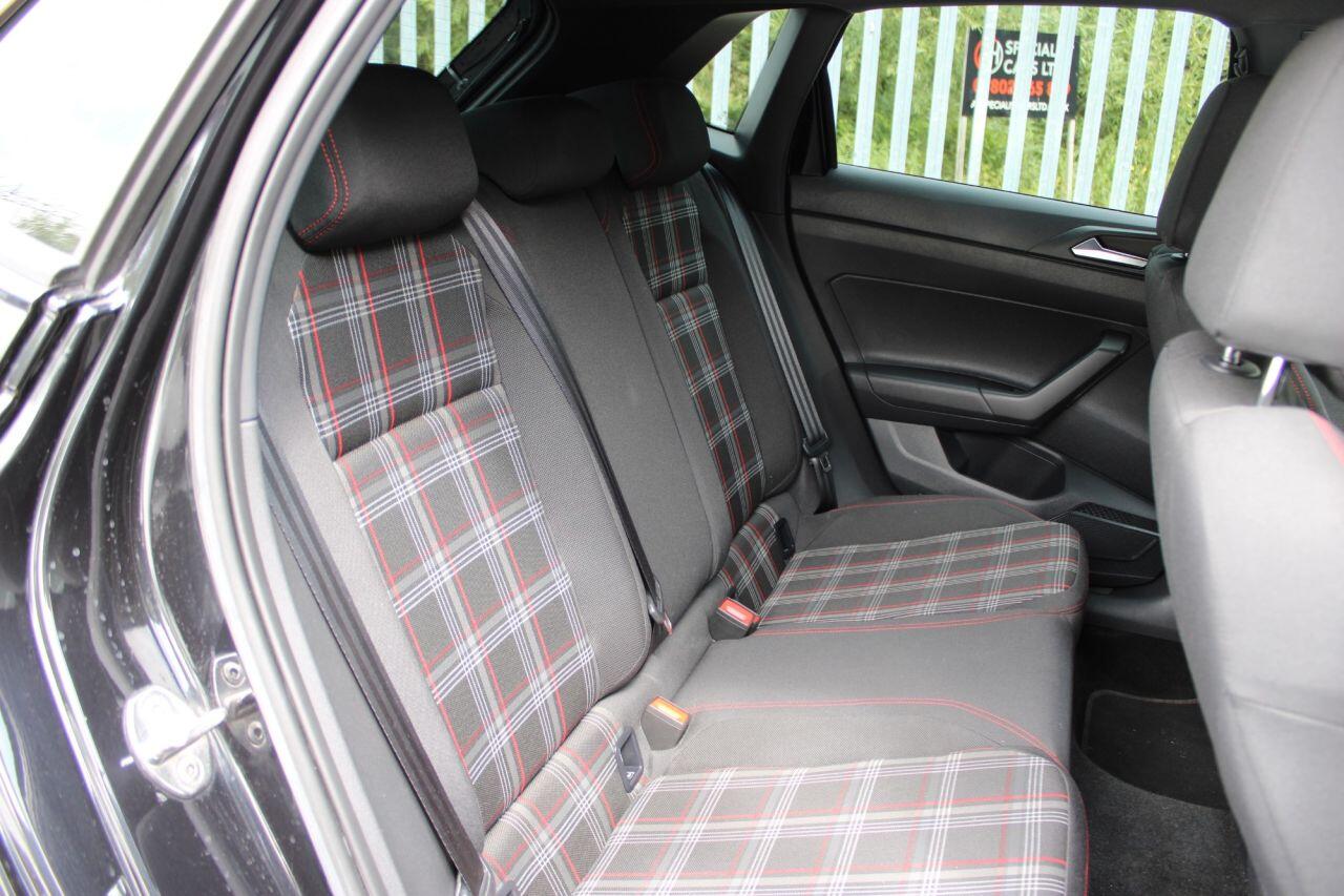 Volkswagen Polo view 16