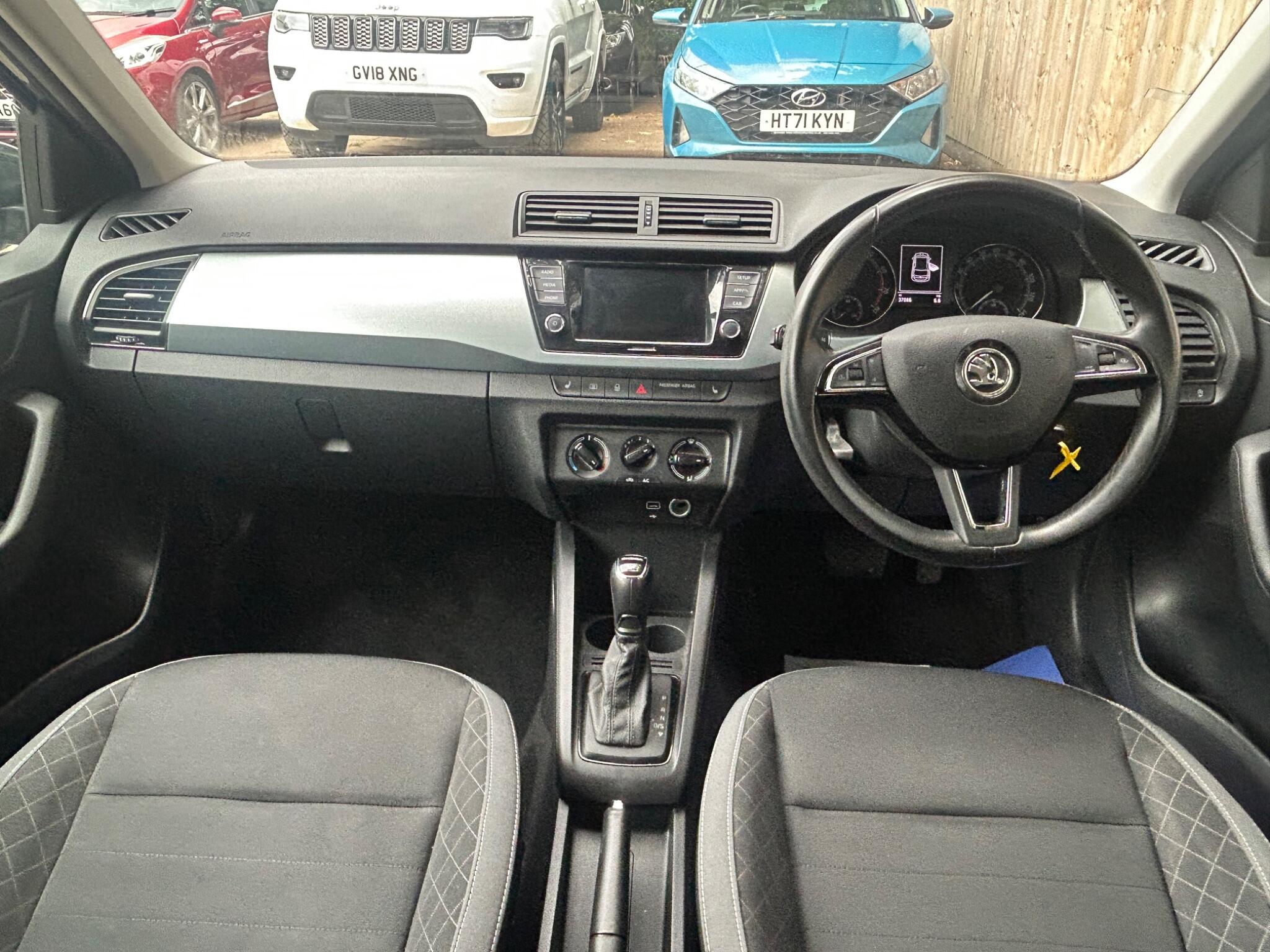 Skoda Fabia view 28