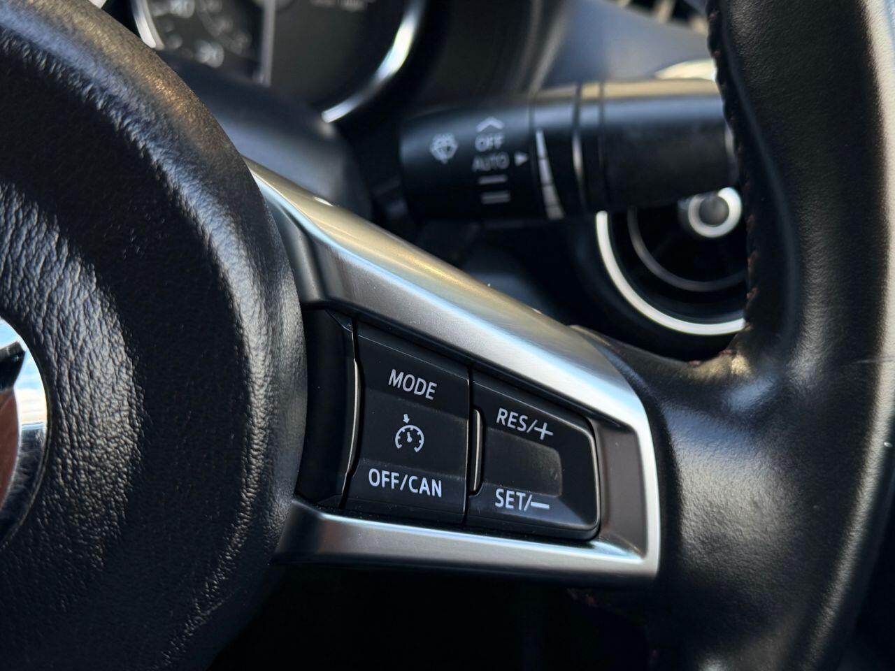 Mazda MX-5 view 23