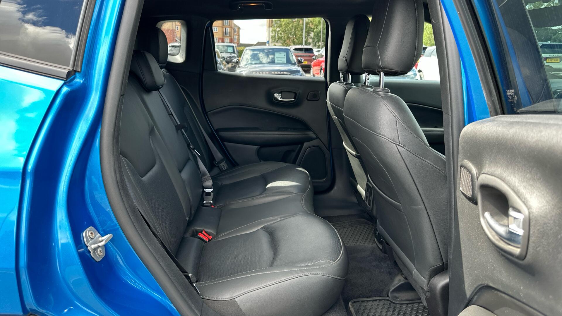 Jeep Compass view 41