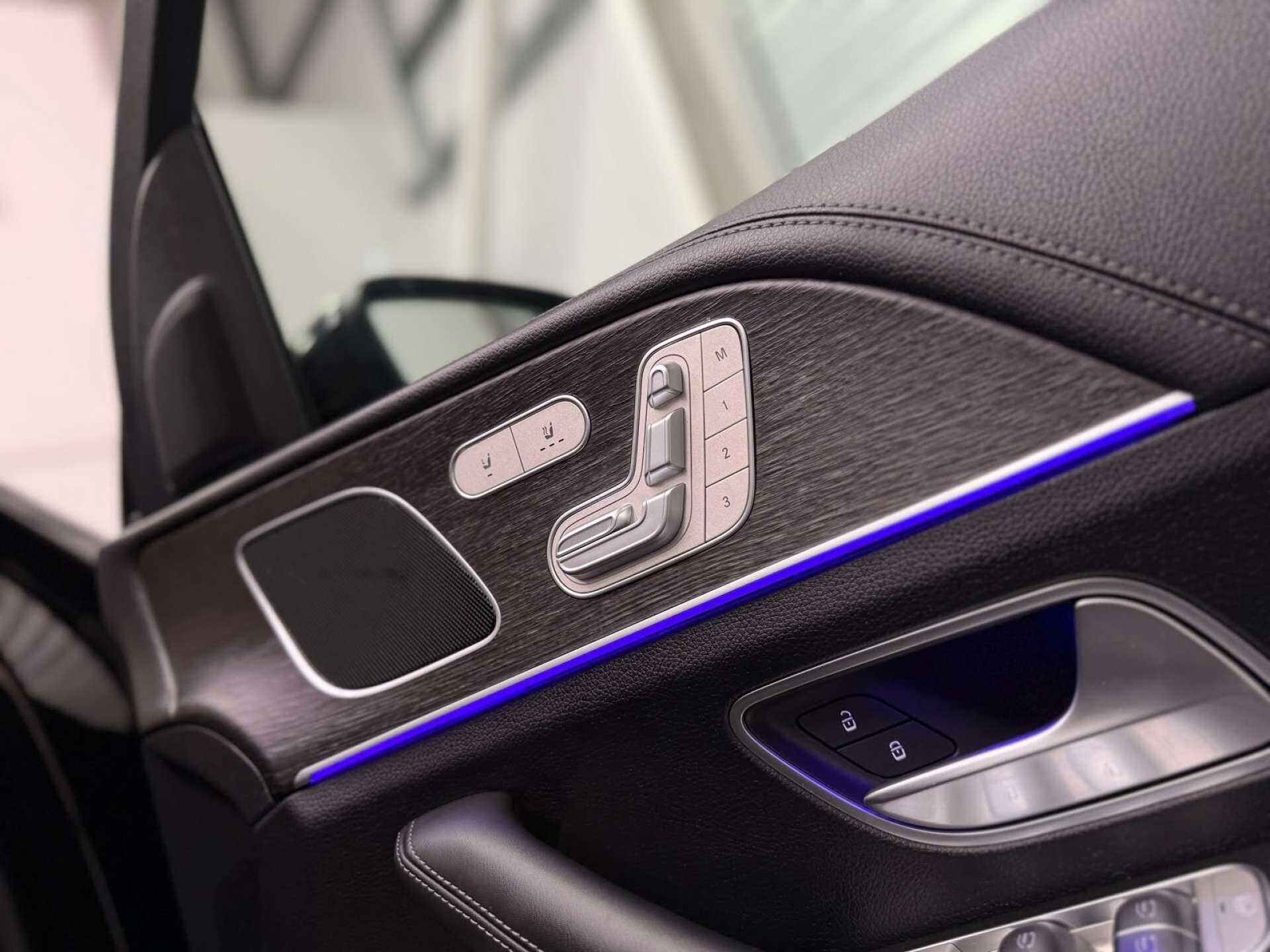 Mercedes-Benz Gle view 22