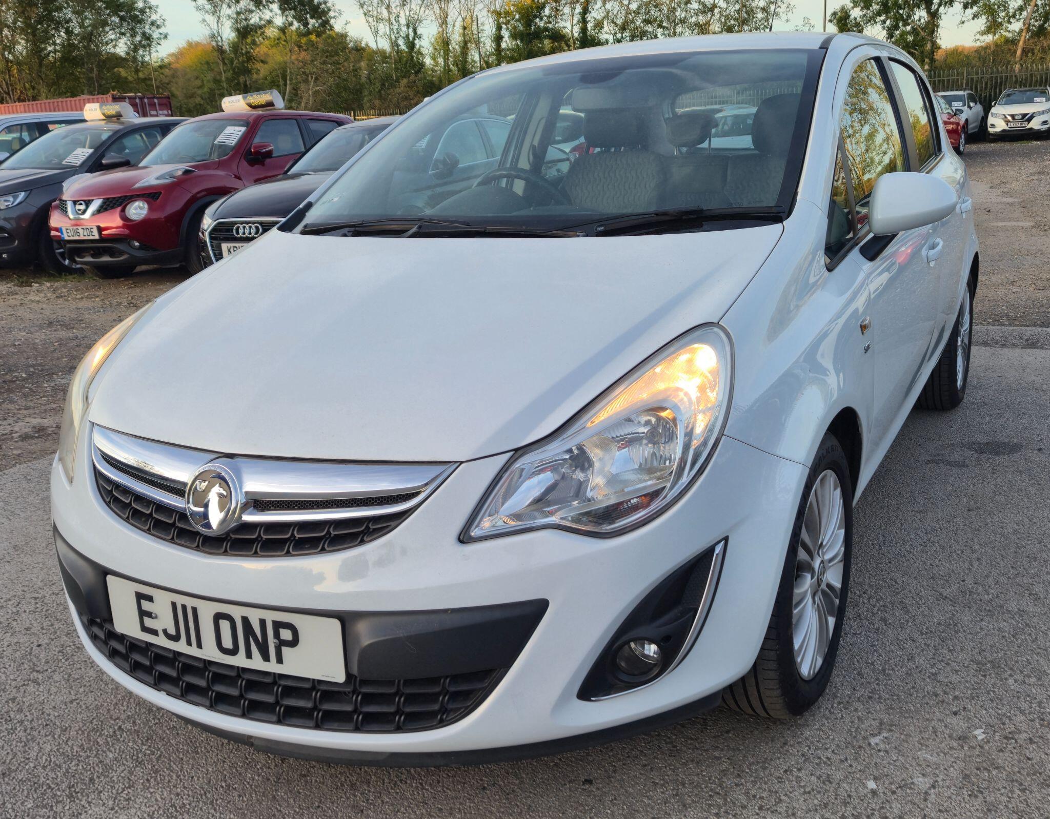 Vauxhall Corsa view 3