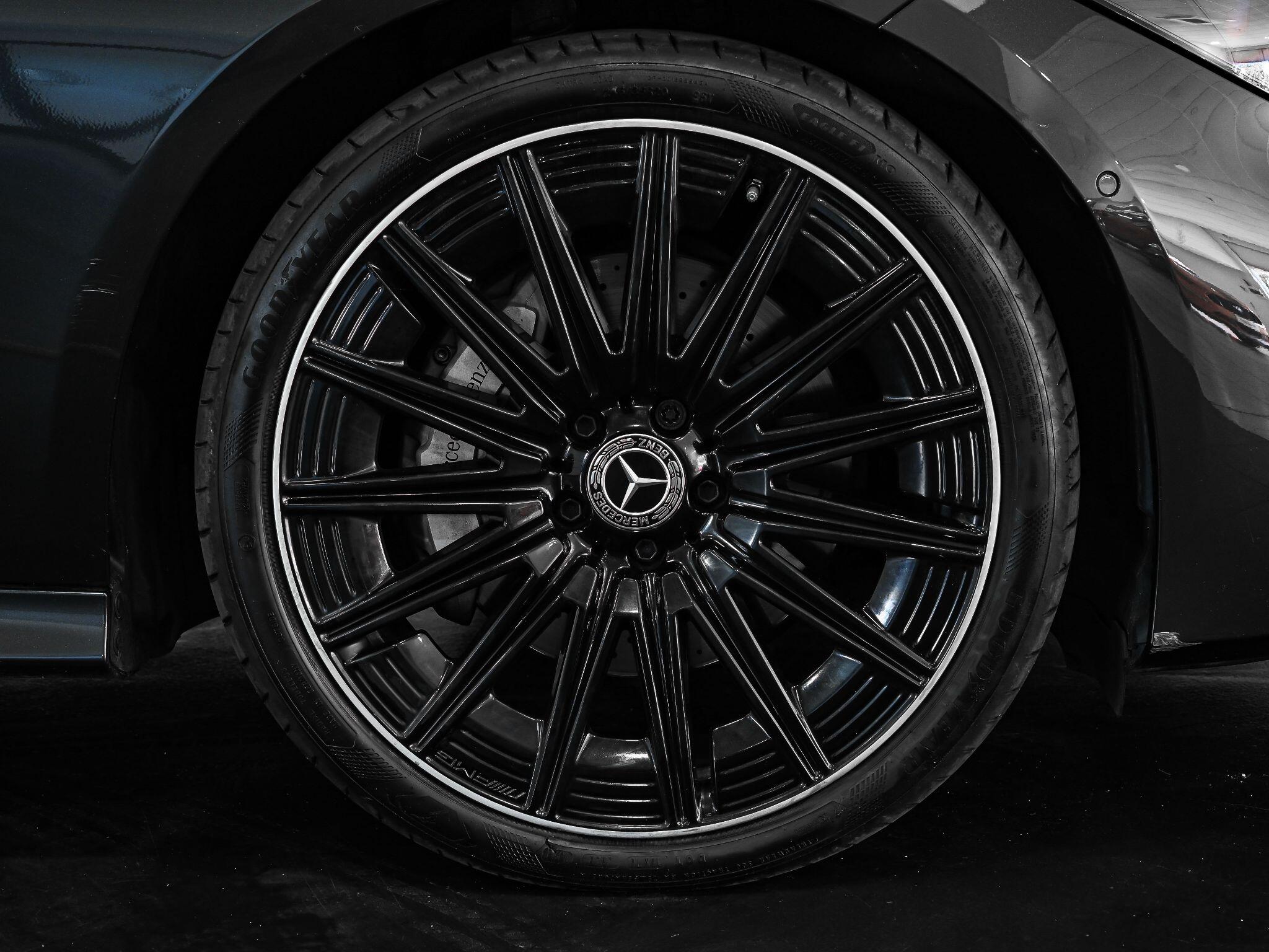 Mercedes-Benz Cle view 7