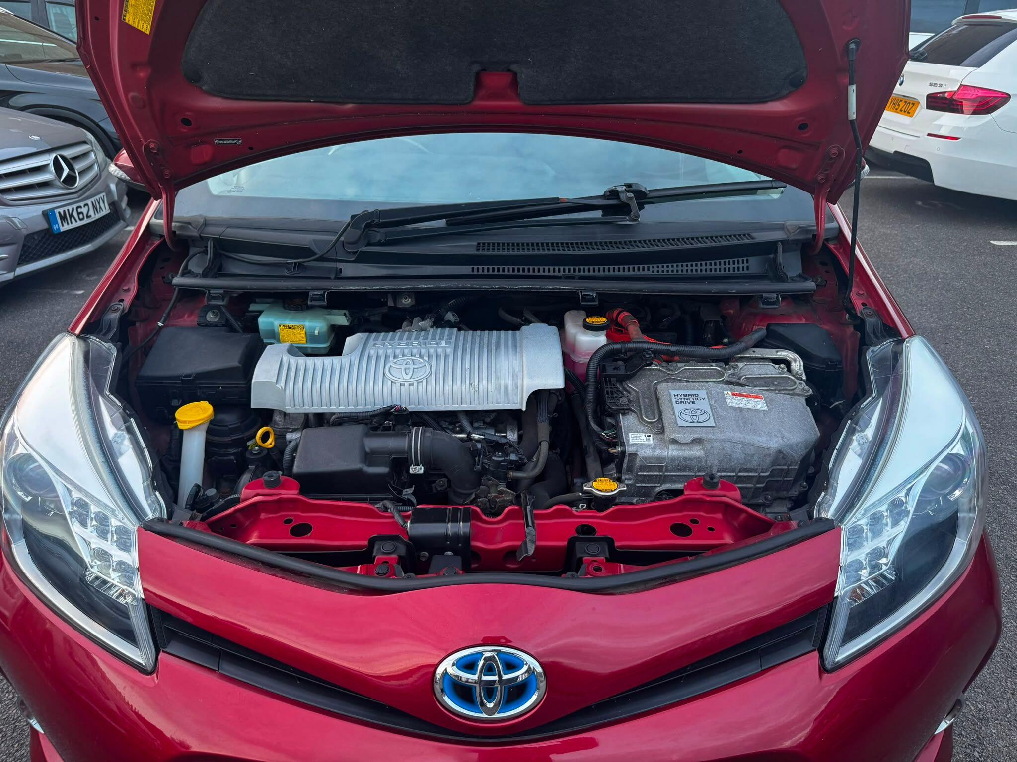 Toyota Yaris view 27