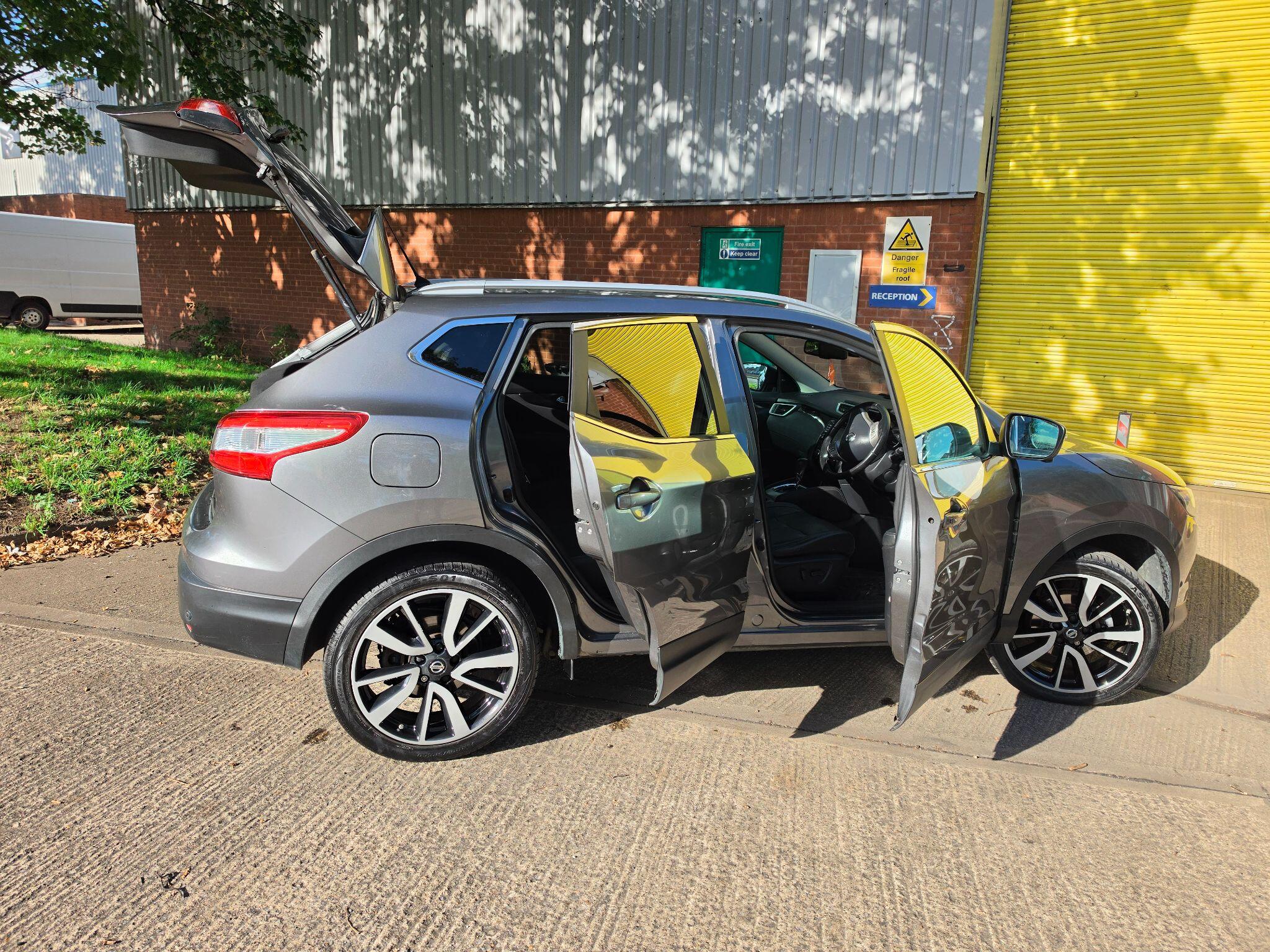 Nissan Qashqai view 3