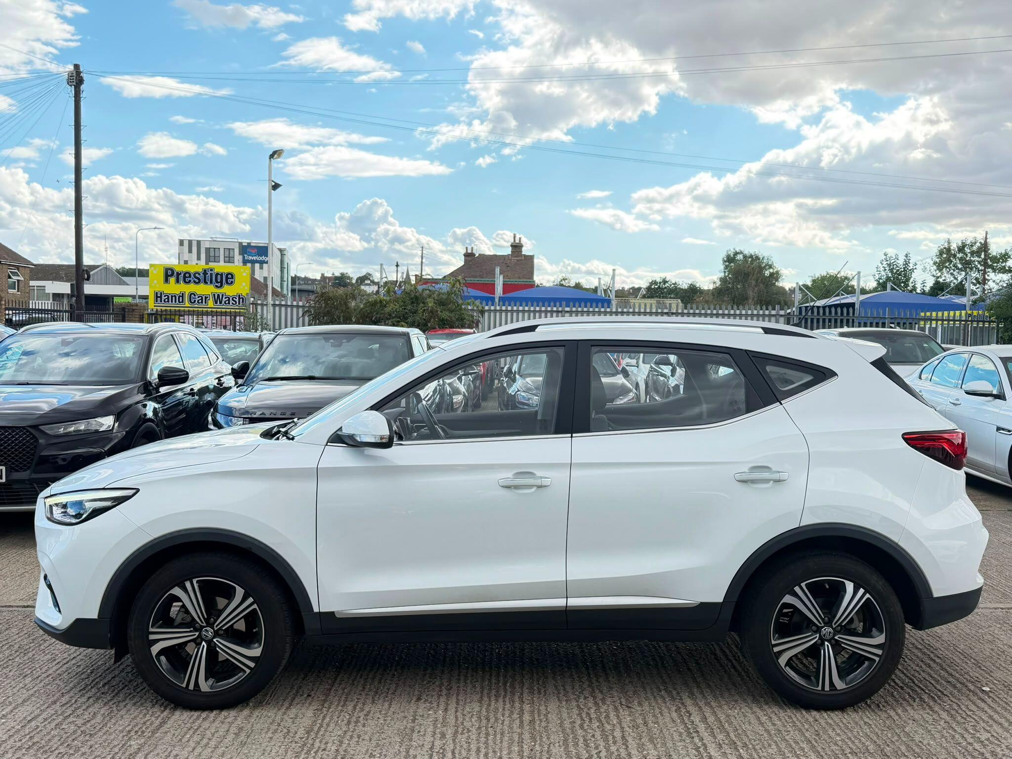 MG ZS view 6