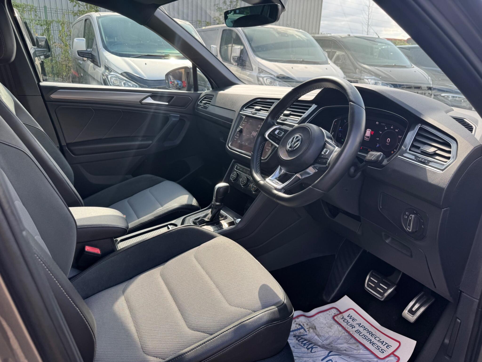 Volkswagen Tiguan view 15