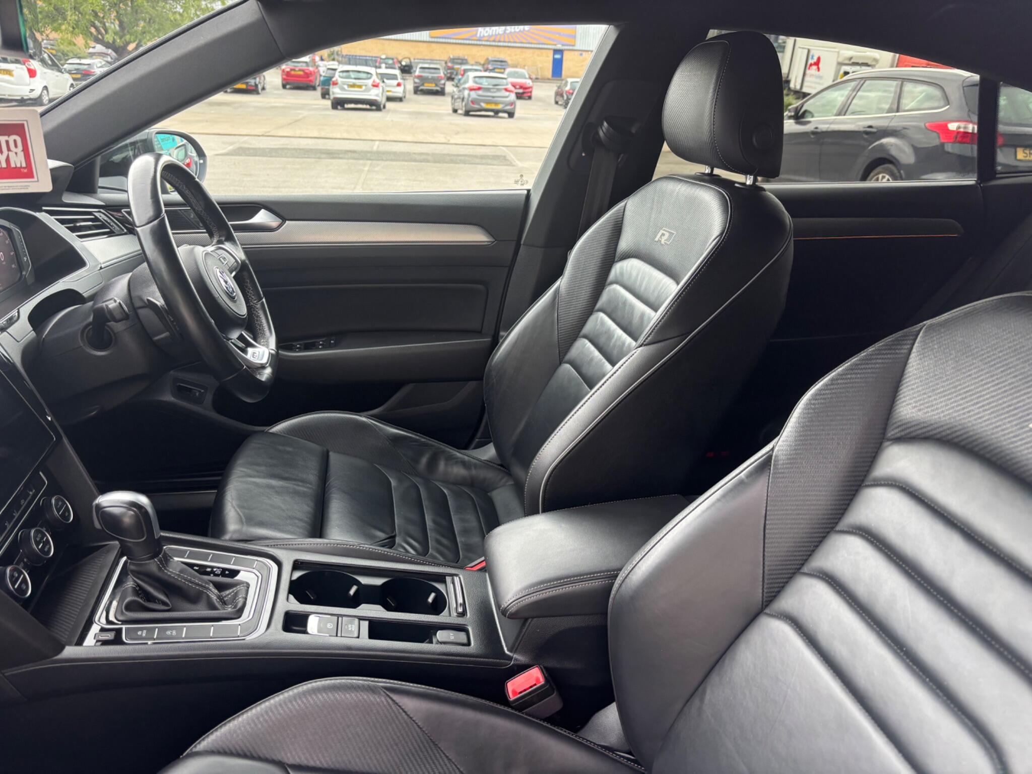 Volkswagen Arteon view 52