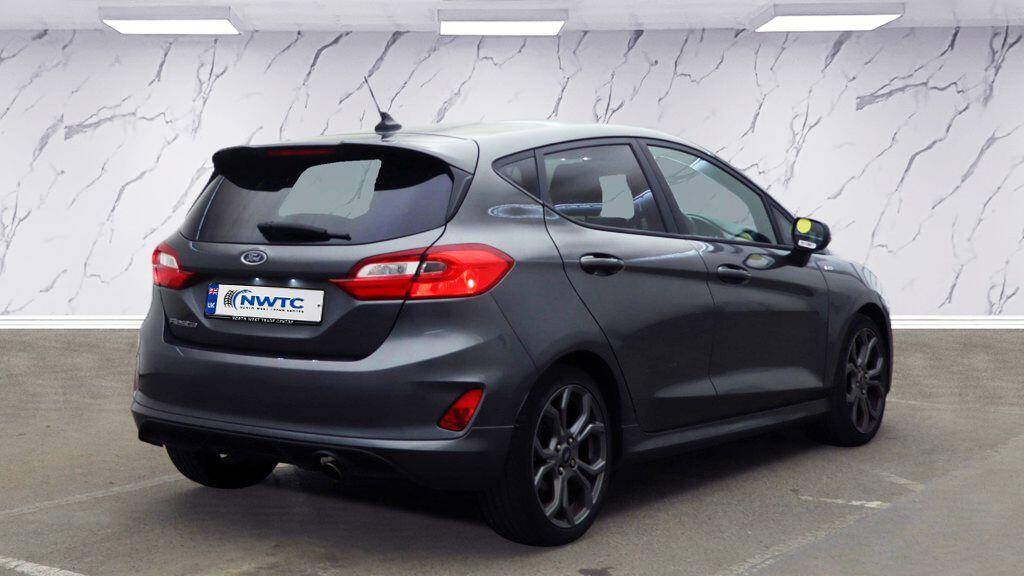 Ford Fiesta view 7
