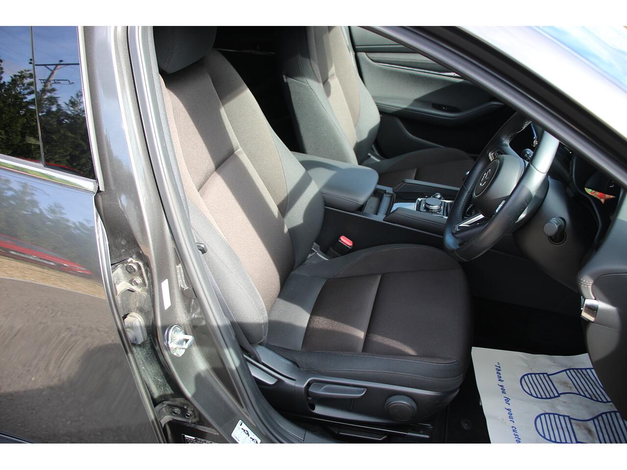 Mazda Mazda3 view 15