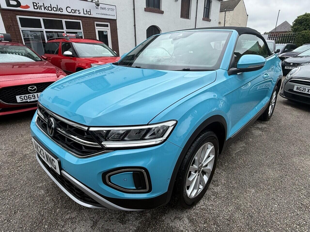 Volkswagen T-Roc view 37