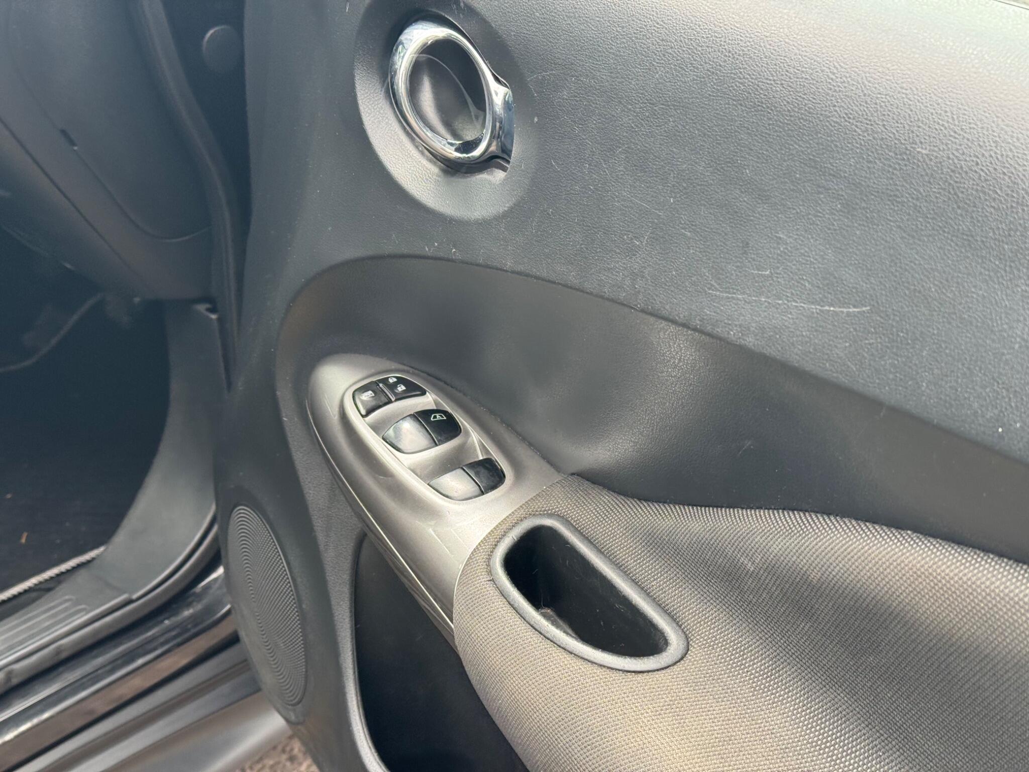 Nissan Juke view 13
