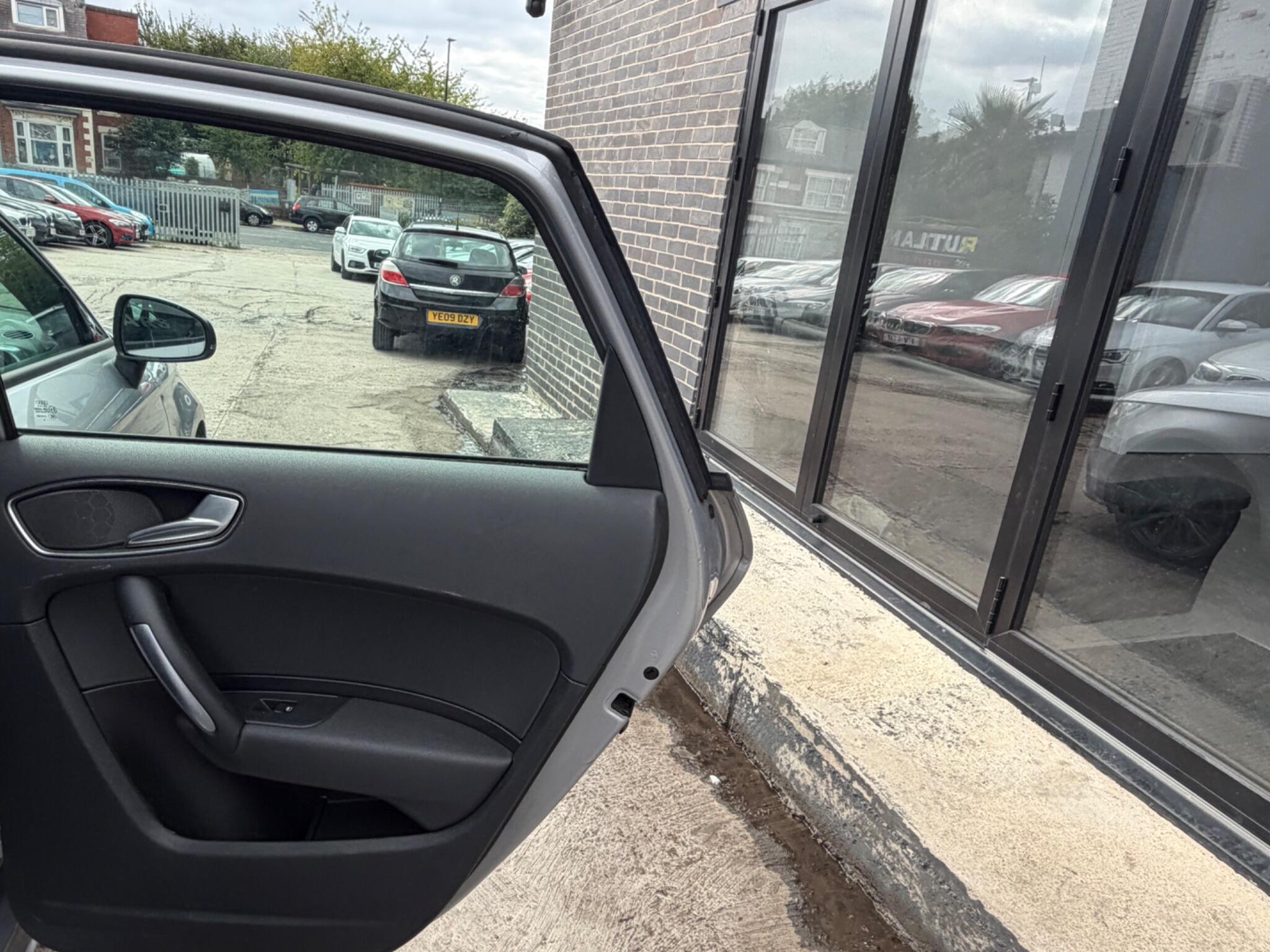 Audi A1 view 20