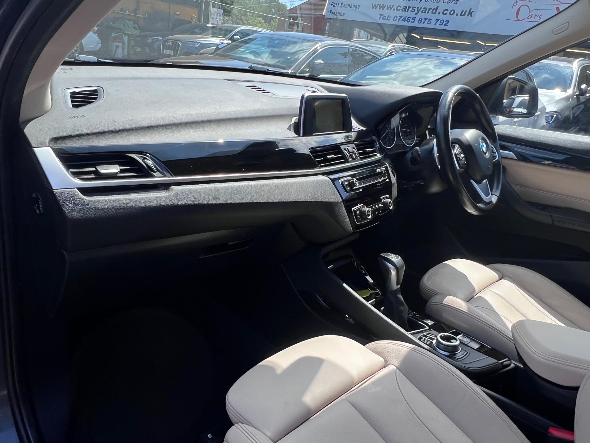 BMW X1 view 32