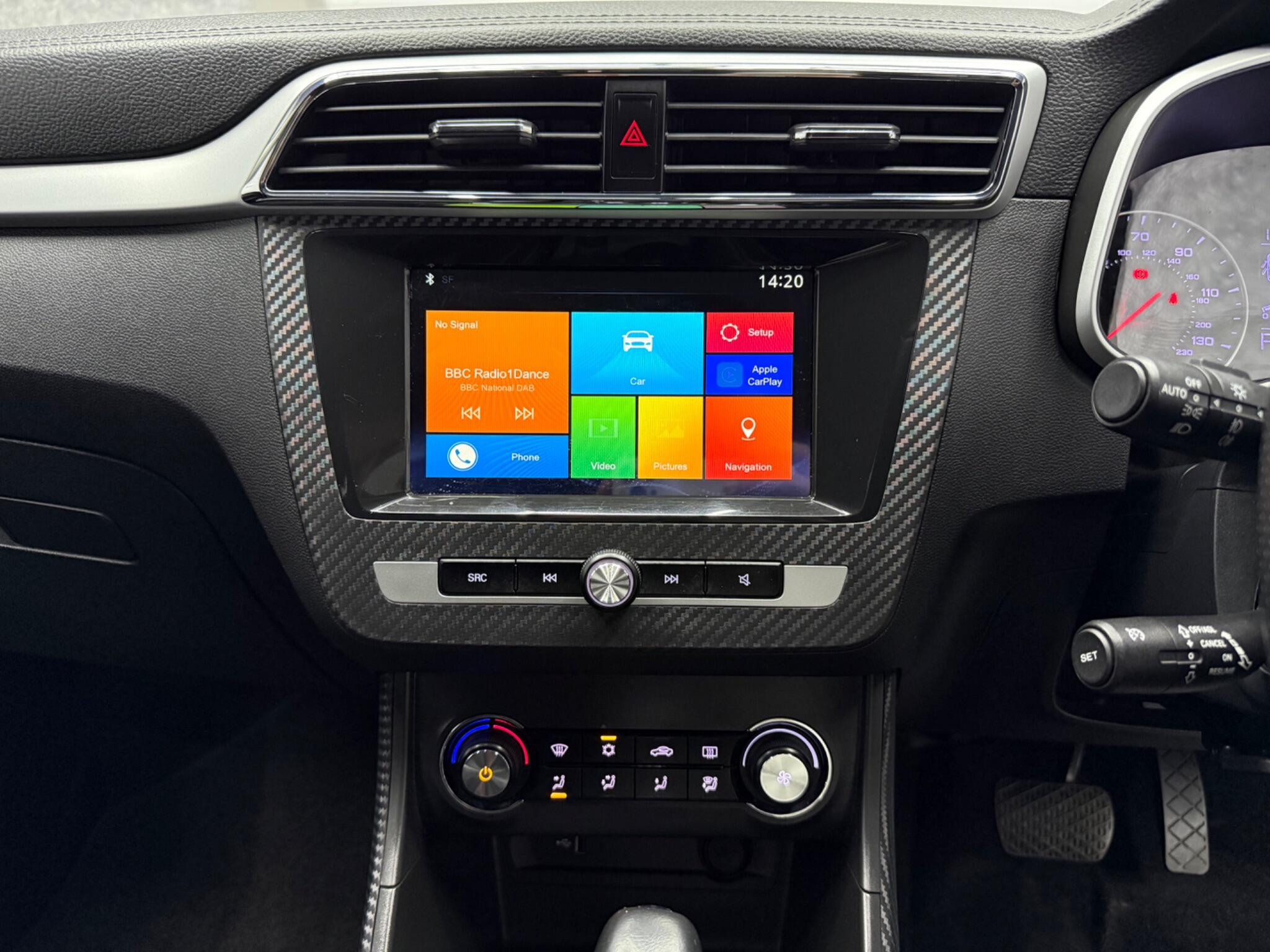MG MG ZS view 13