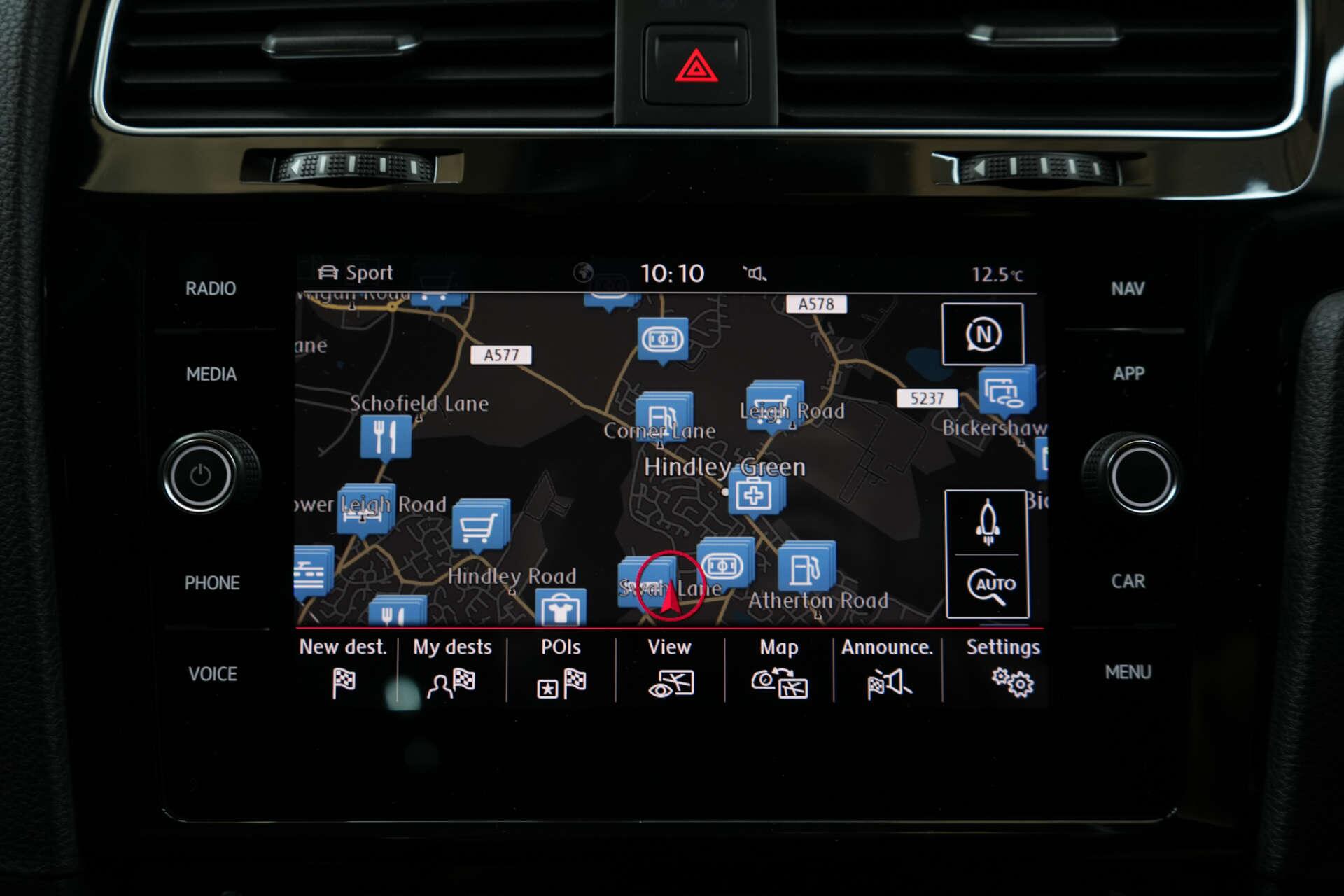 Volkswagen Golf view 34