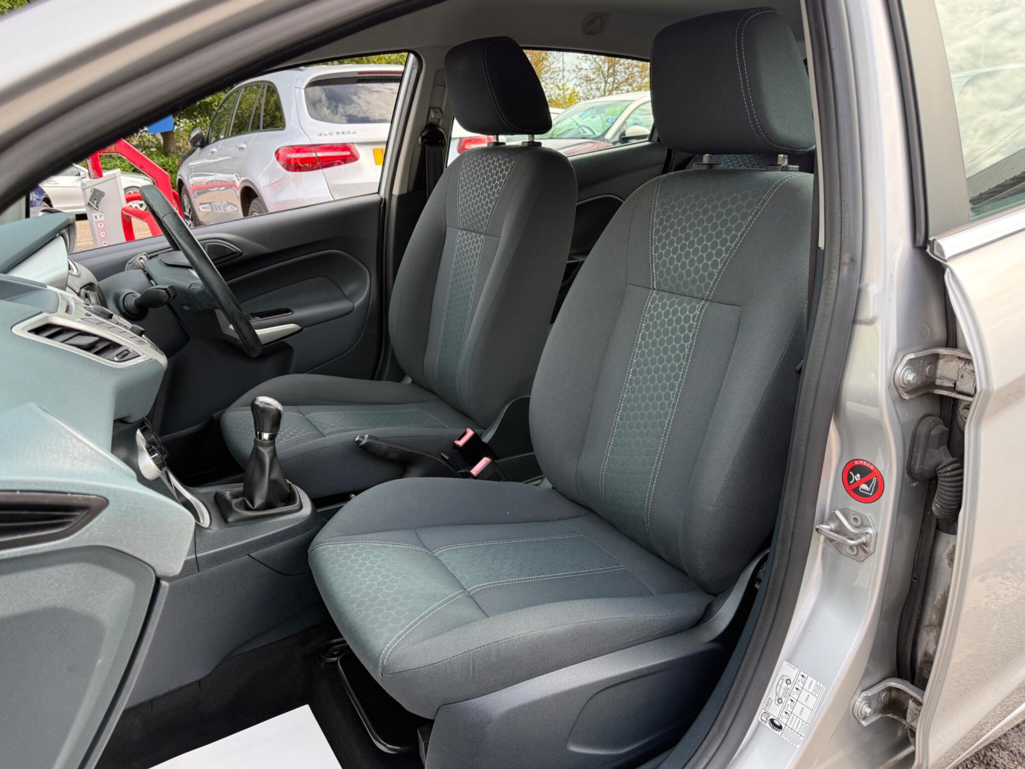 Ford Fiesta - Image 44