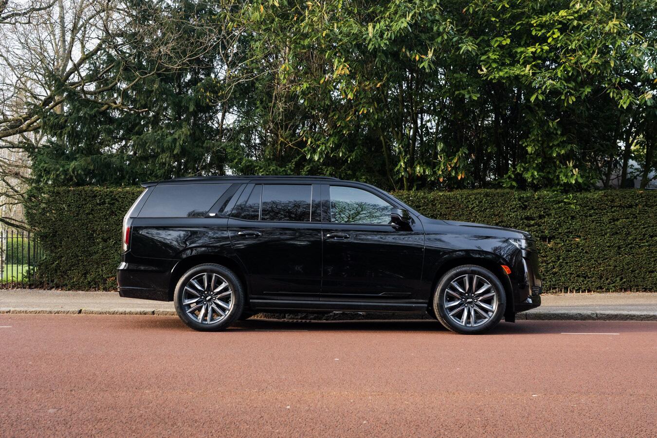 Cadillac Escalade view 3