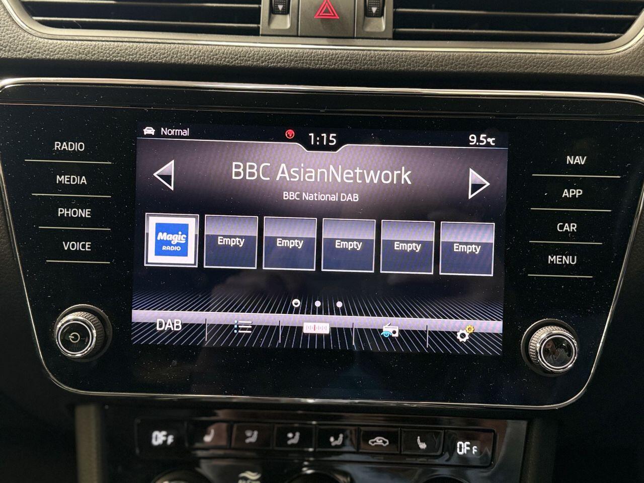 Skoda Superb view 40