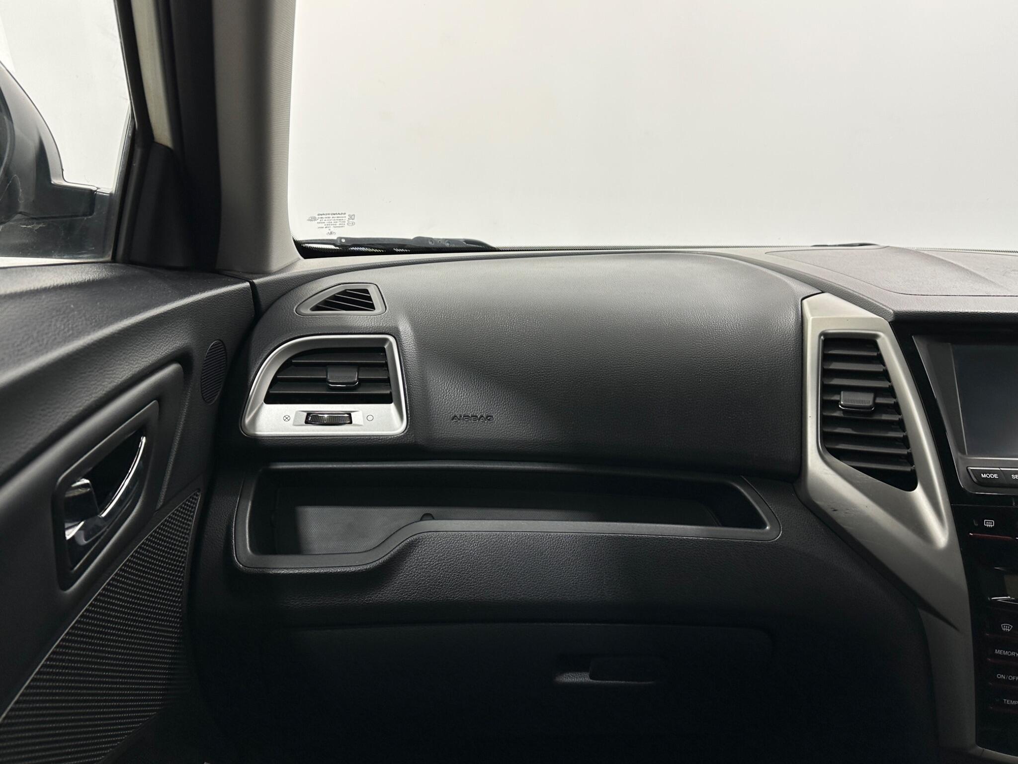 KGM Tivoli view 28