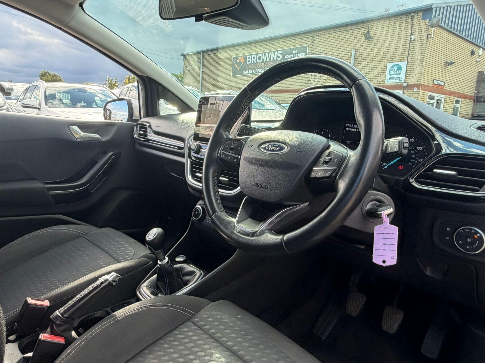 Ford Fiesta view 11