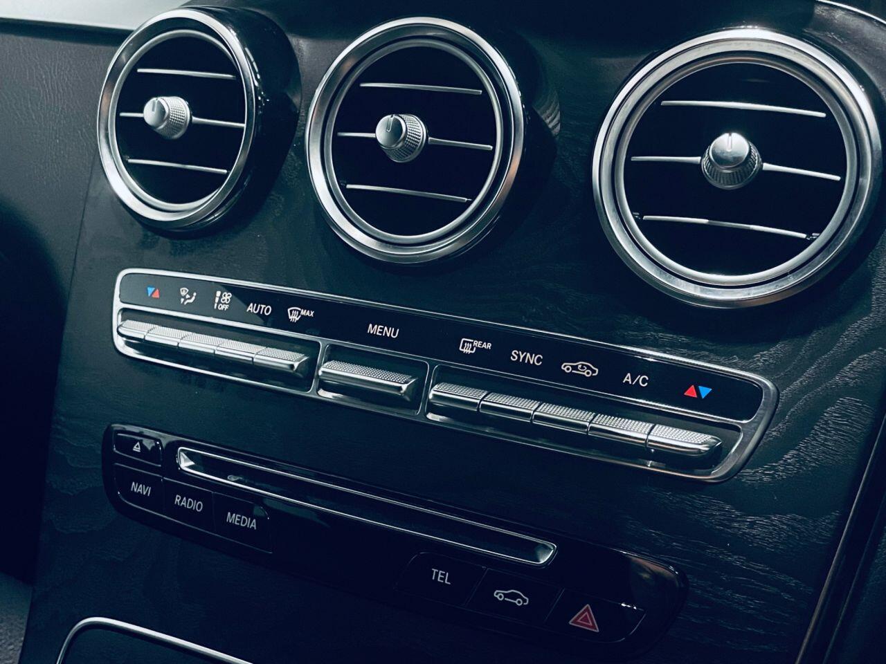 Mercedes-Benz GLC view 21