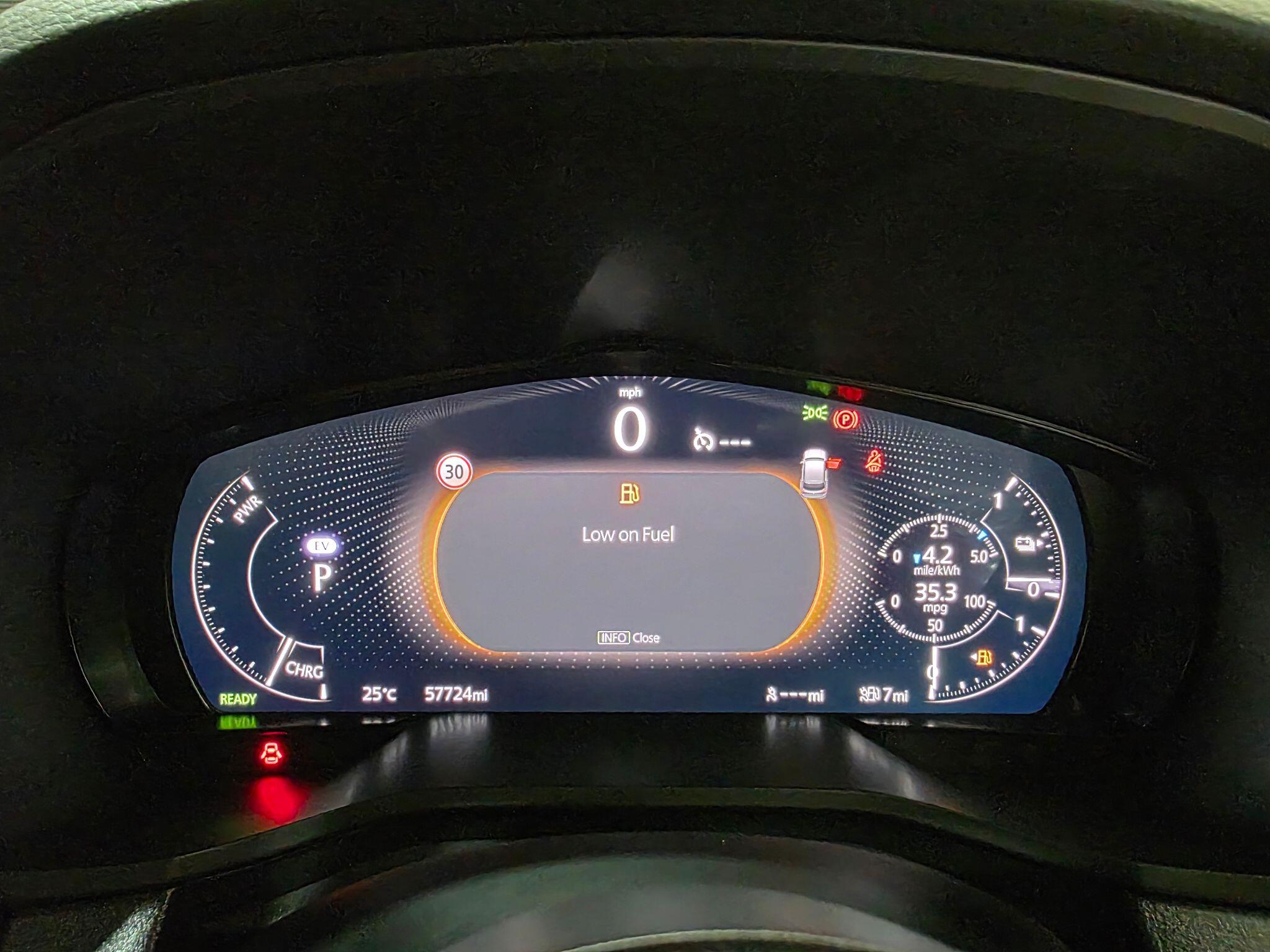 Mazda CX-60 view 14